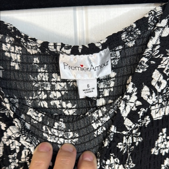 Premier Amour Women's Black And White Floral Off The Shoulder Romper Sz 6 - Picture 9 of 11